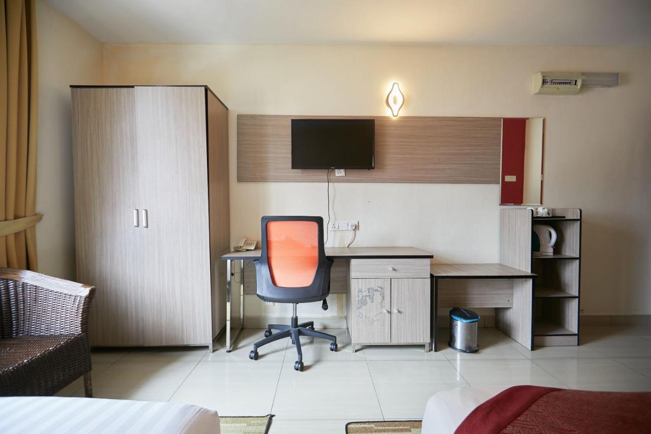 Dolphin Hotel, Chow Kit Kuala Lumpur Eksteriør bilde